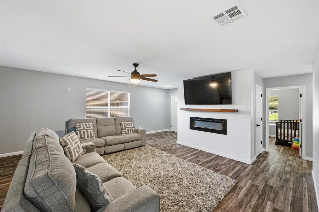 149 Jefferson Drive Venus TX 76084