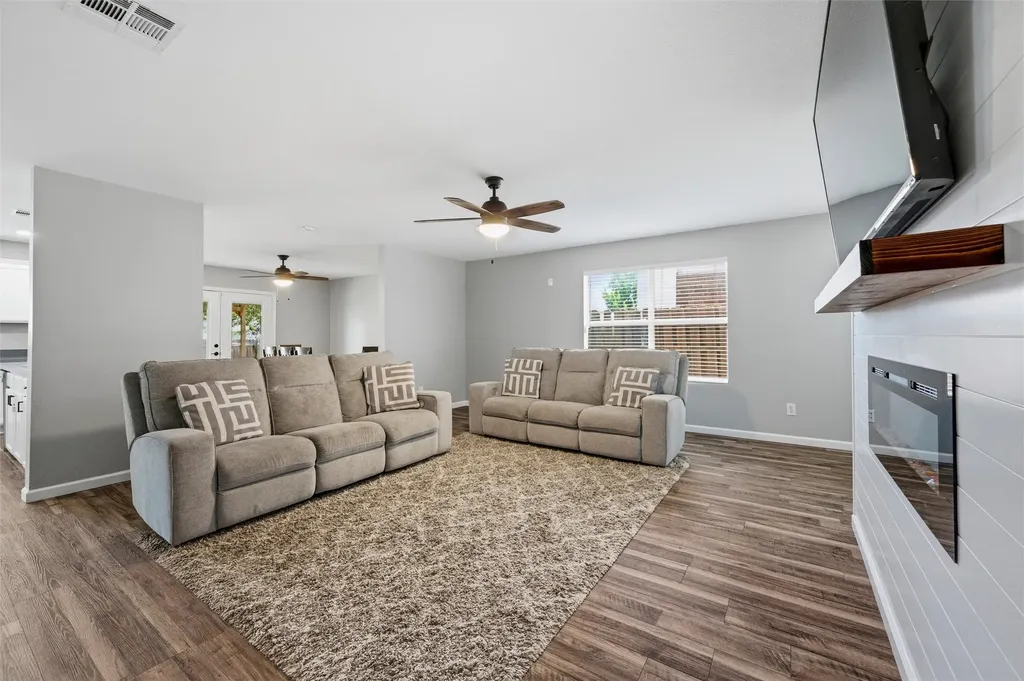149 Jefferson Drive Venus TX 76084