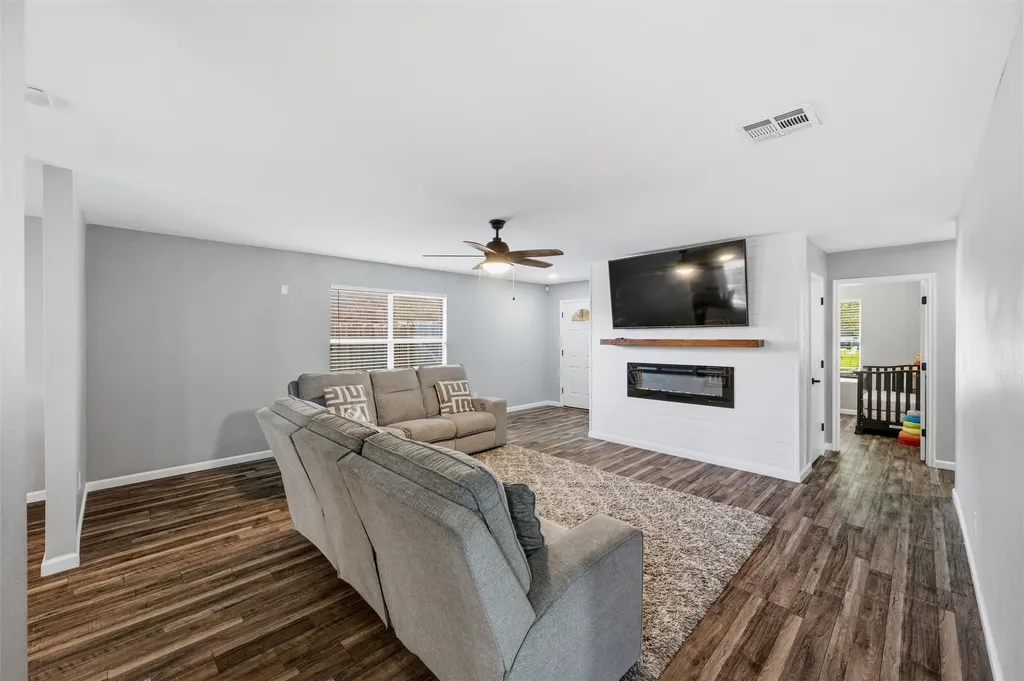 149 Jefferson Drive Venus TX 76084