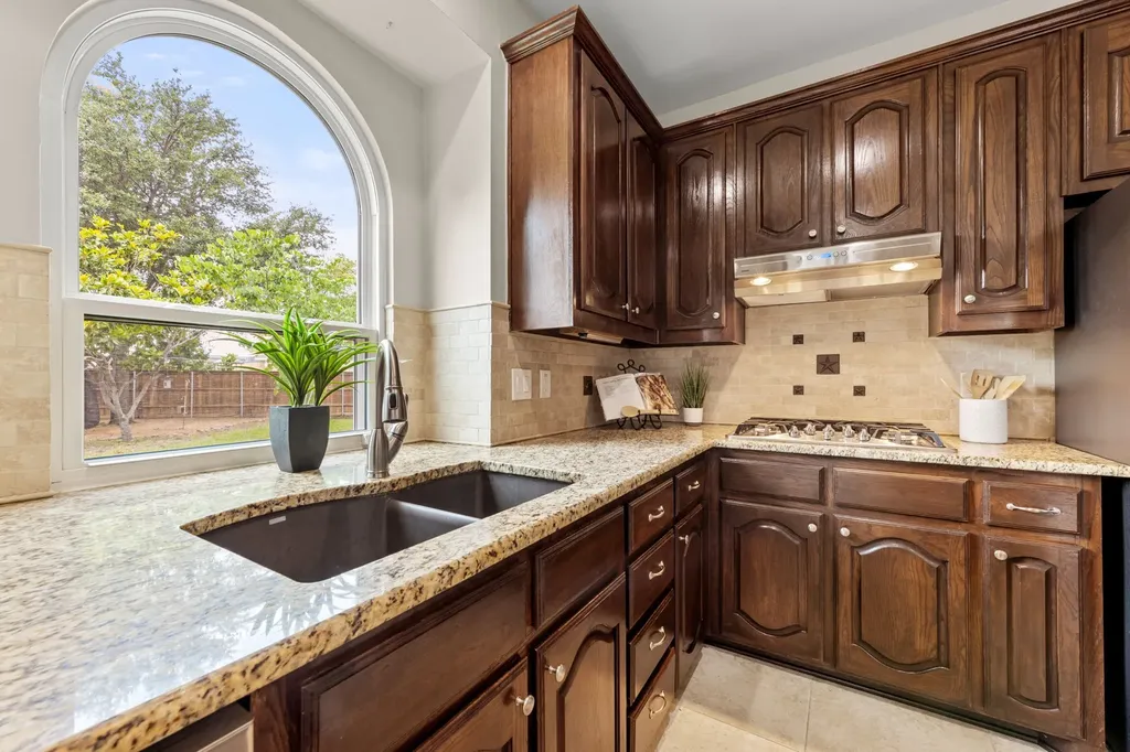 514 New Port Court Murphy TX 75094