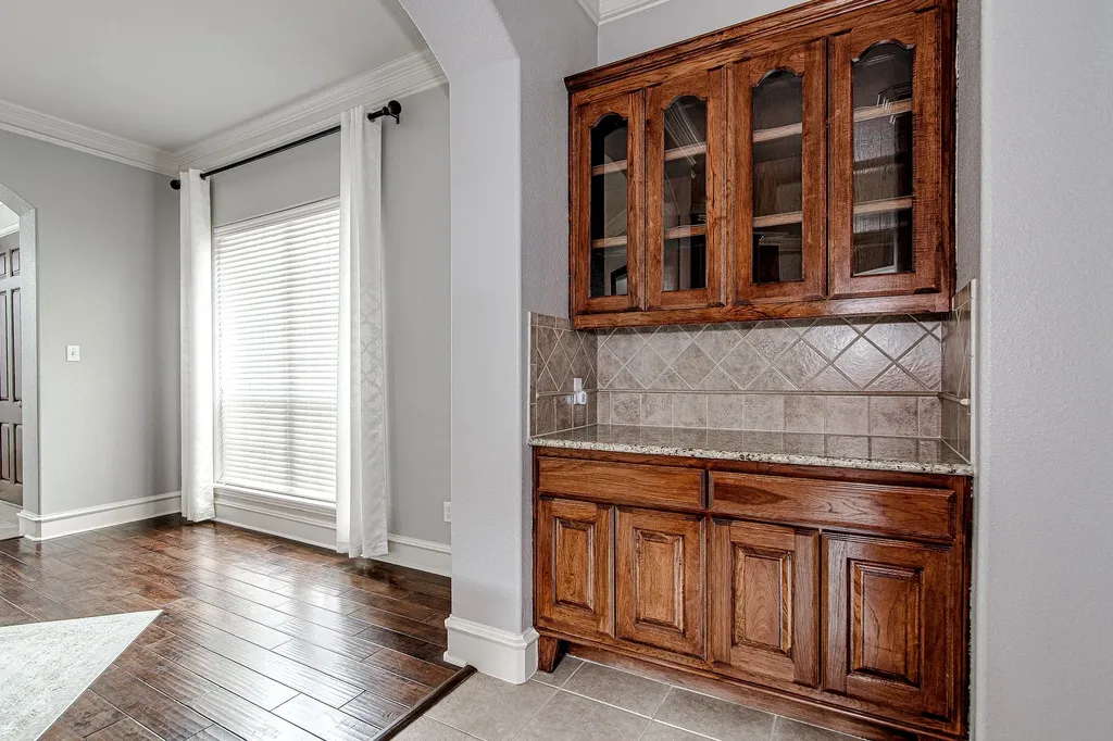 828 Thomas Crossing Drive Fort Worth TX 76028