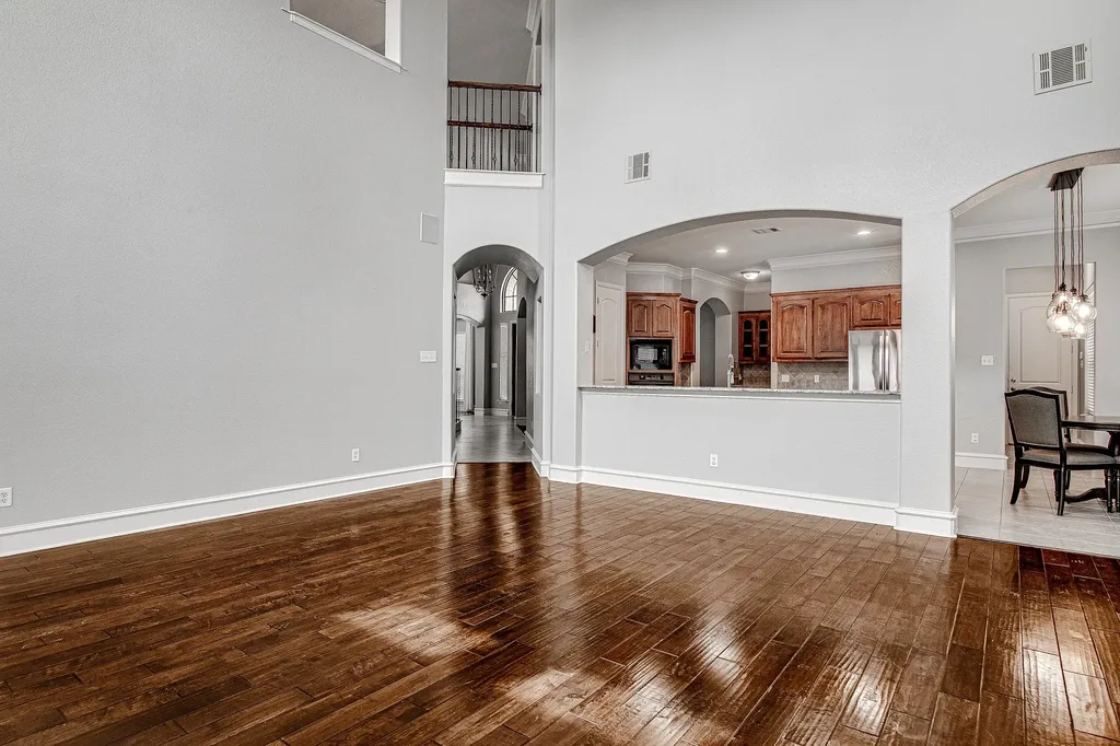 828 Thomas Crossing Drive Fort Worth TX 76028