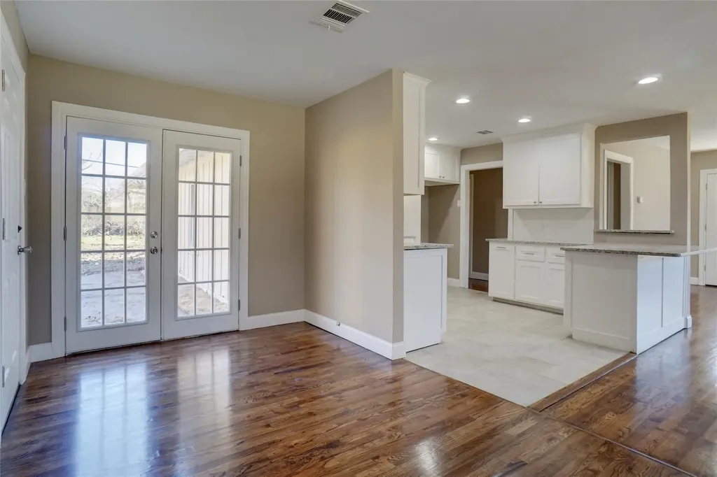 4657 Selkirk Drive Fort Worth TX 76109