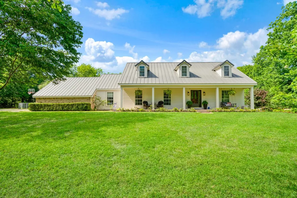 1269 County Road 12650 Paris TX 75462