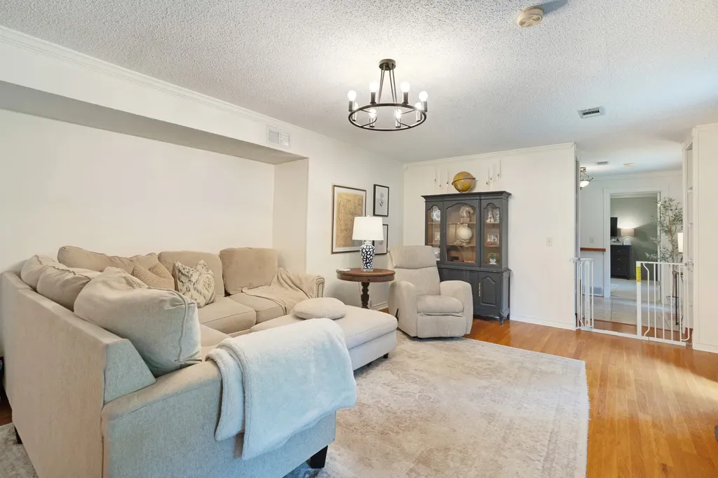 1269 County Road 12650 Paris TX 75462
