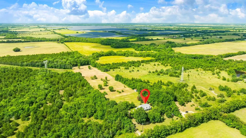 1269 County Road 12650 Paris TX 75462