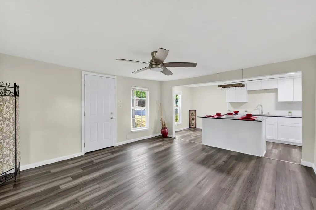 1008 Van Winkle Street Weatherford TX 76086