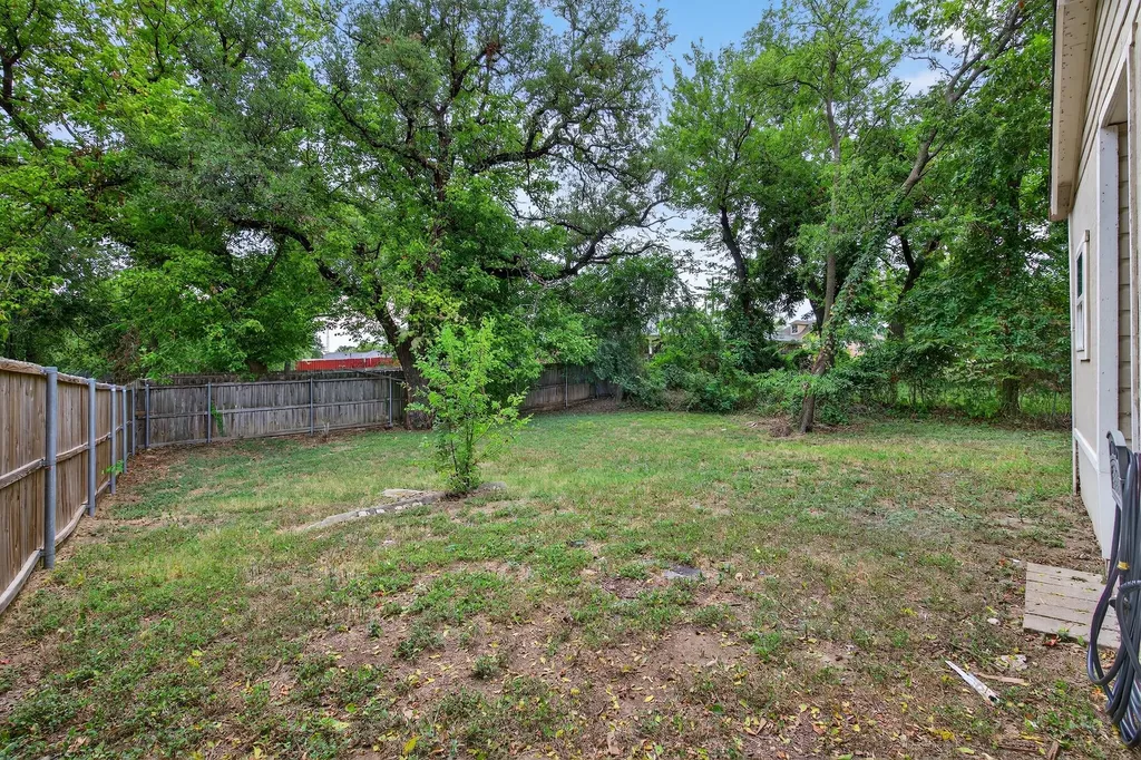 1008 Van Winkle Street Weatherford TX 76086