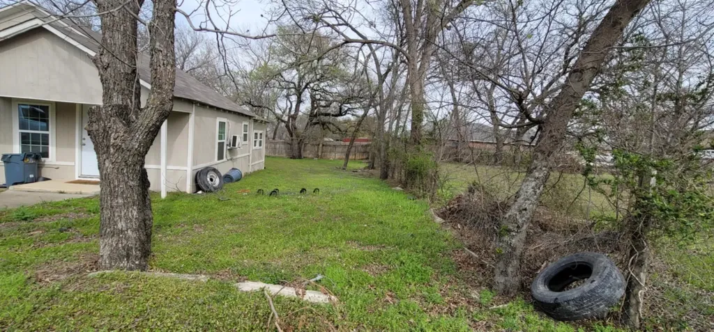 1008 Van Winkle Street Weatherford TX 76086