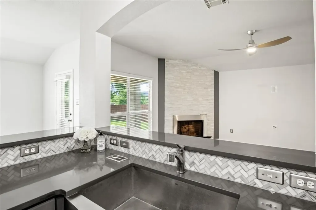 416 Ponderosa Trail Murphy TX 75094