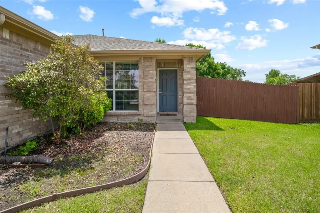 416 Ponderosa Trail Murphy TX 75094