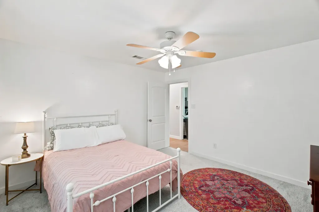 2116 Stonegate Drive N Bedford TX 76021