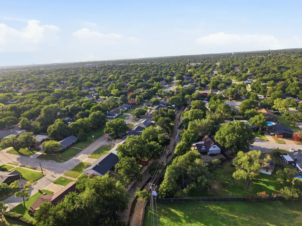2116 Stonegate Drive N Bedford TX 76021