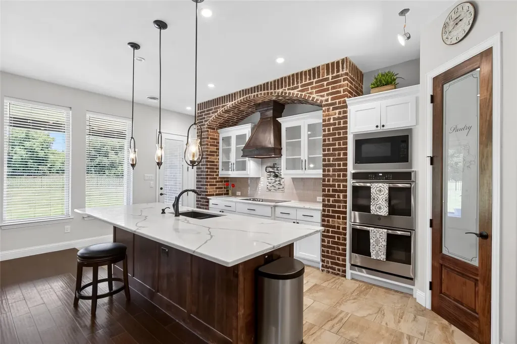 1618 Pebble Beach Lane Cedar Hill TX 75104