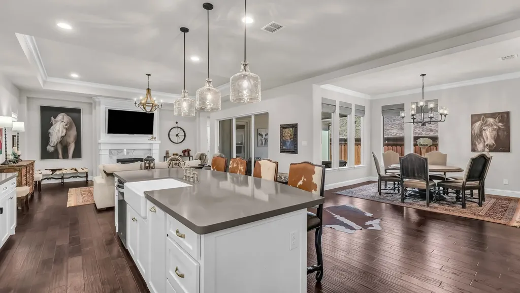 13908 Walsh Avenue Fort Worth TX 76008