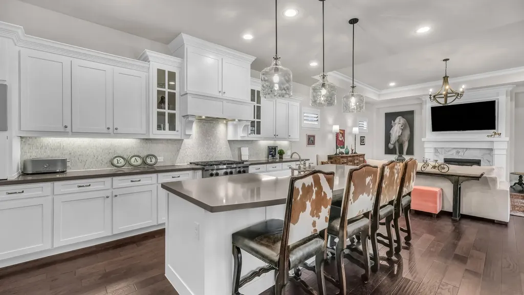 13908 Walsh Avenue Fort Worth TX 76008
