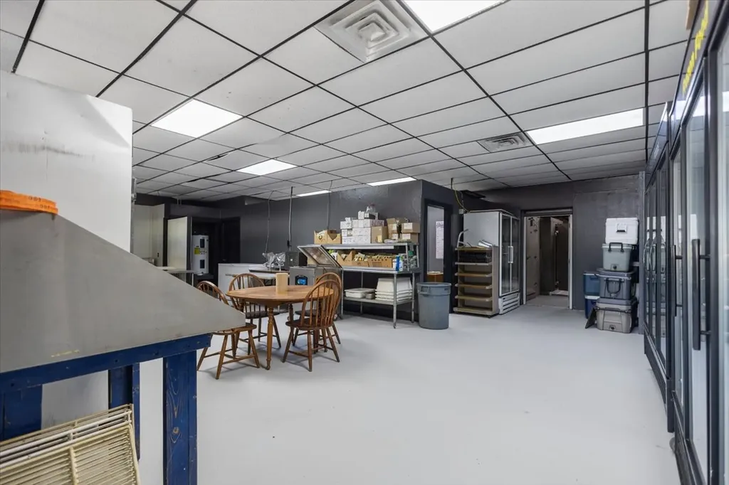 415 S Highway 37 Mount Vernon TX 75457