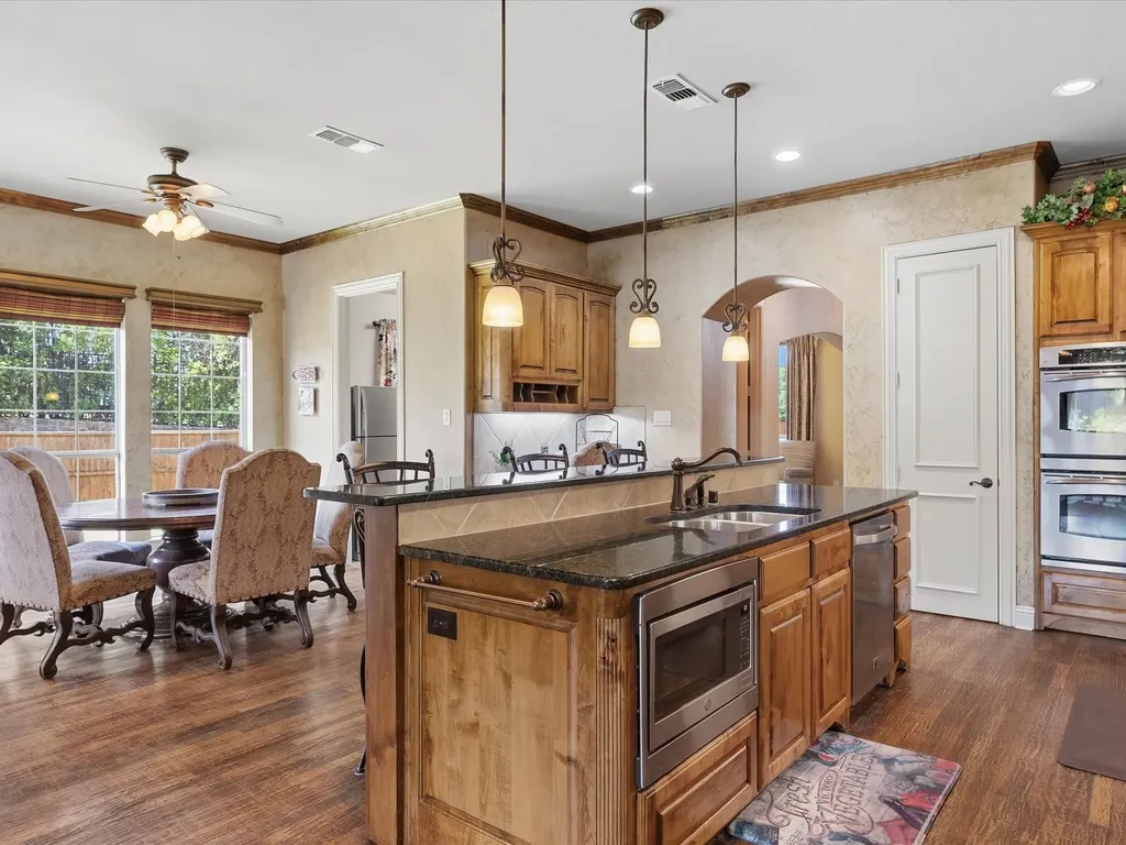 2201 Lady Cornwall Drive Lewisville TX 75056
