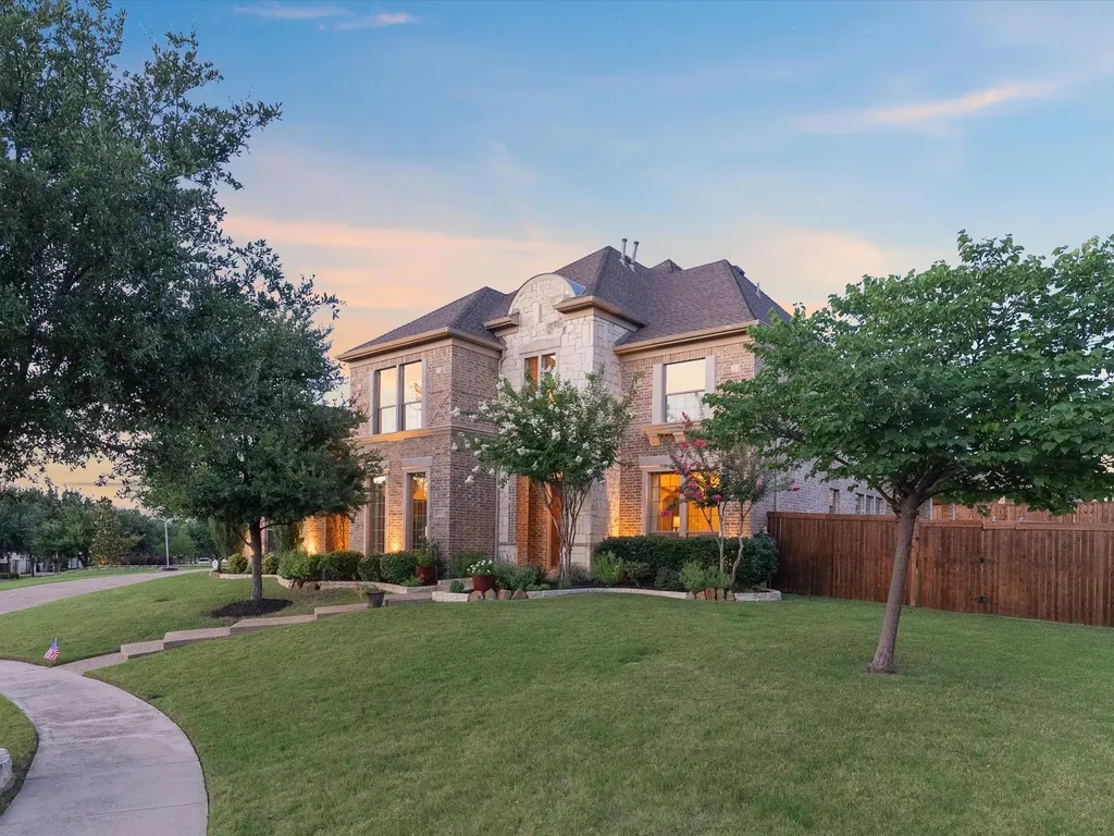 2201 Lady Cornwall Drive Lewisville TX 75056