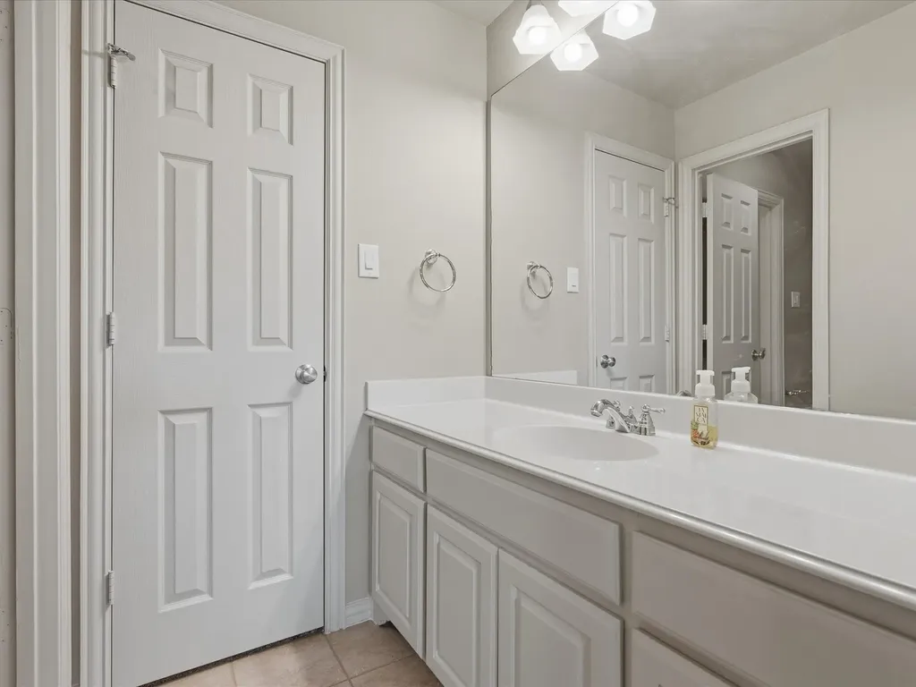 2201 Lady Cornwall Drive Lewisville TX 75056