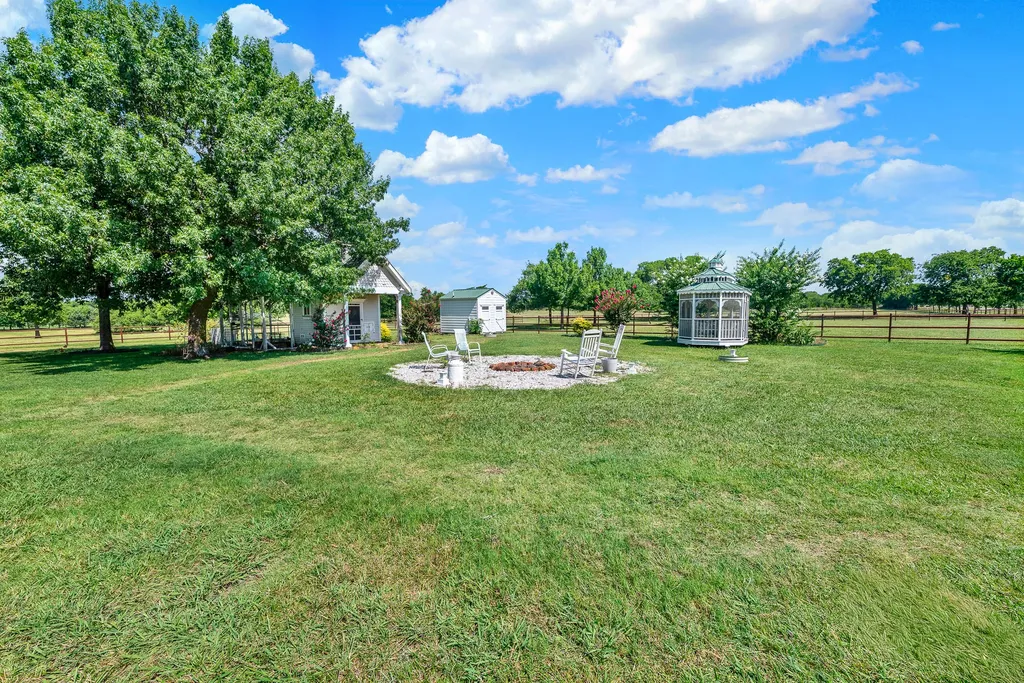 1425 Lone Star Road Celina TX 75009