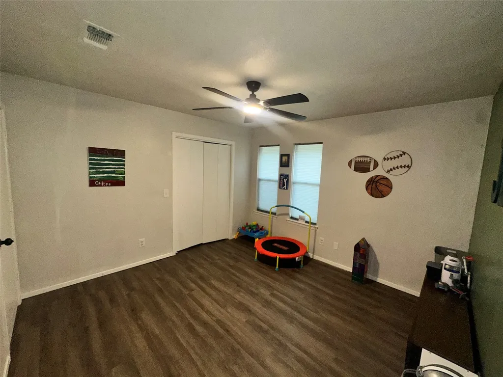7245 Wendy Drive Paris TX 75462