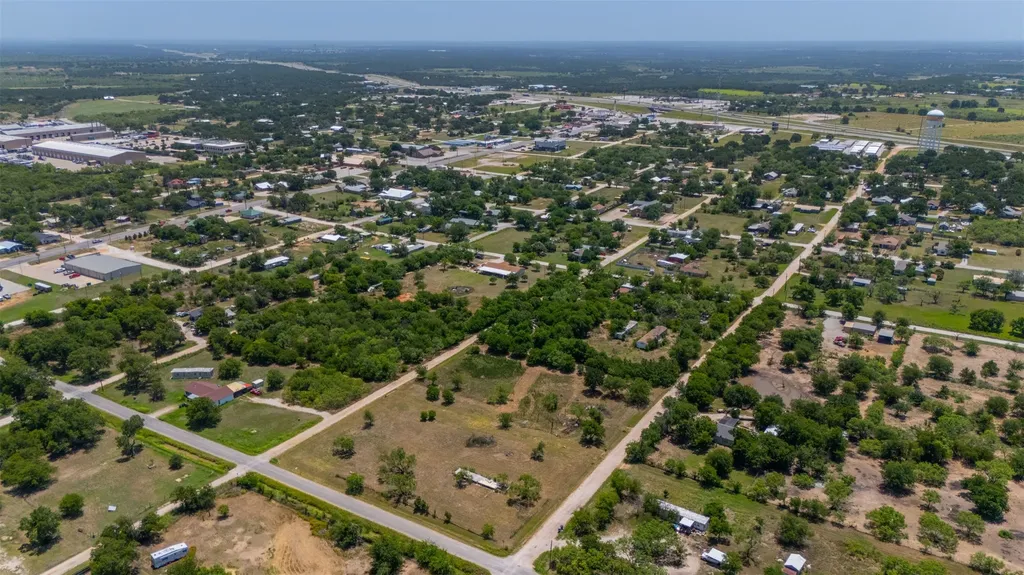 407 W 14th Street Cisco TX 76437