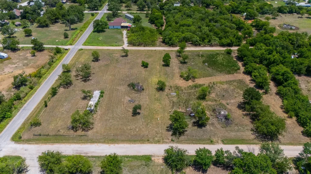 407 W 14th Street Cisco TX 76437