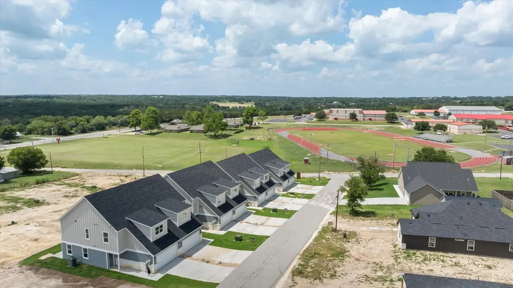 710 N Sycamore Street Hico TX 76457