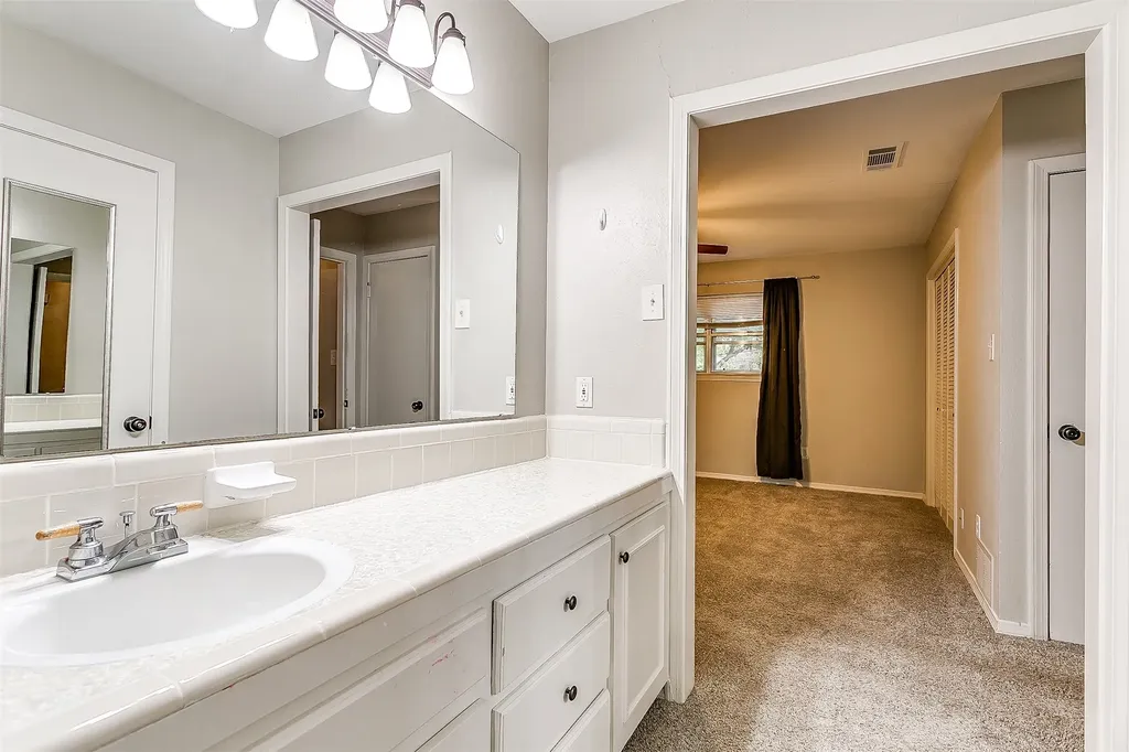 4804 Whistler Drive Fort Worth TX 76133