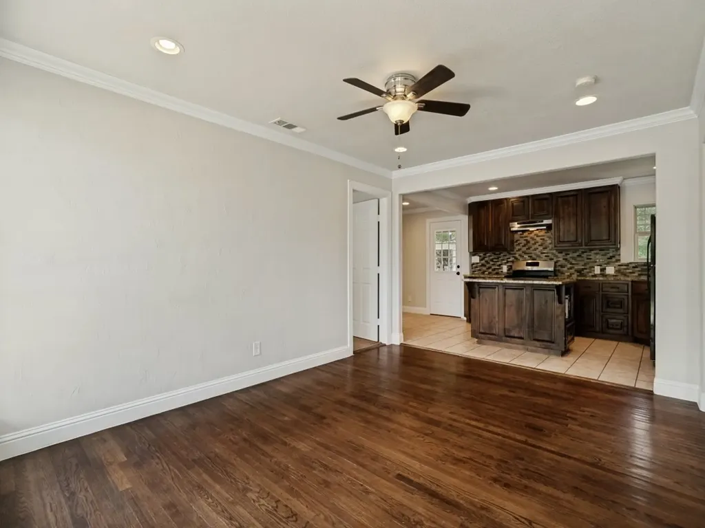 9108 Farmer Road White Settlement TX 76108