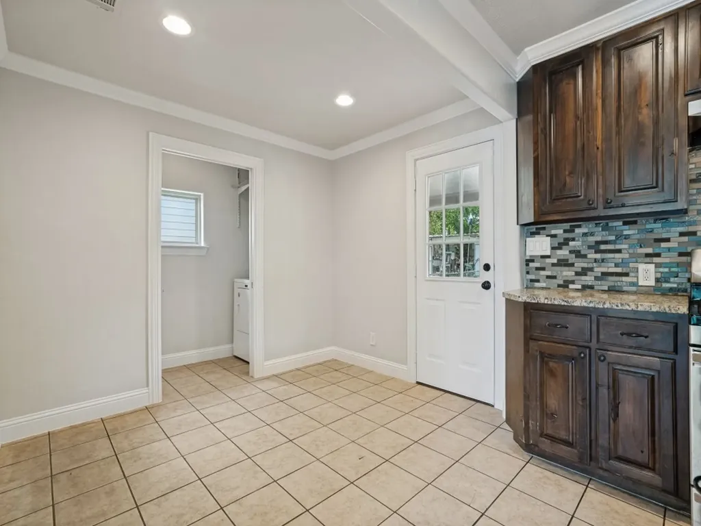 9108 Farmer Road White Settlement TX 76108