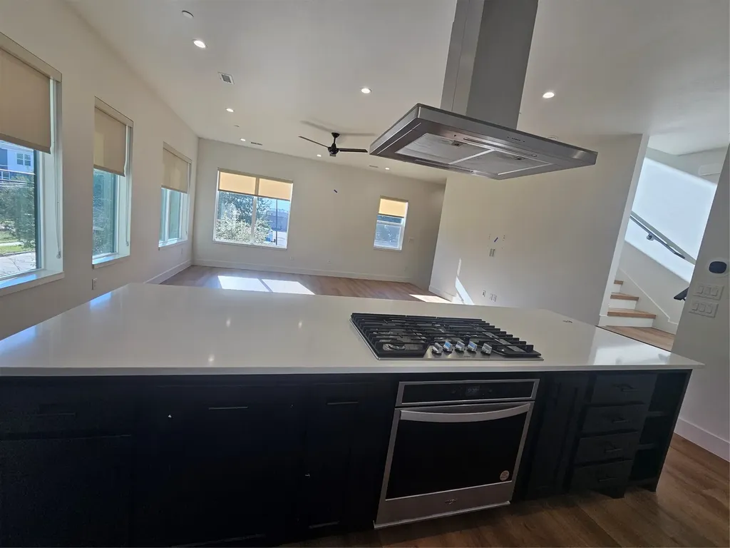 2139 Mail Avenue Dallas TX 75235