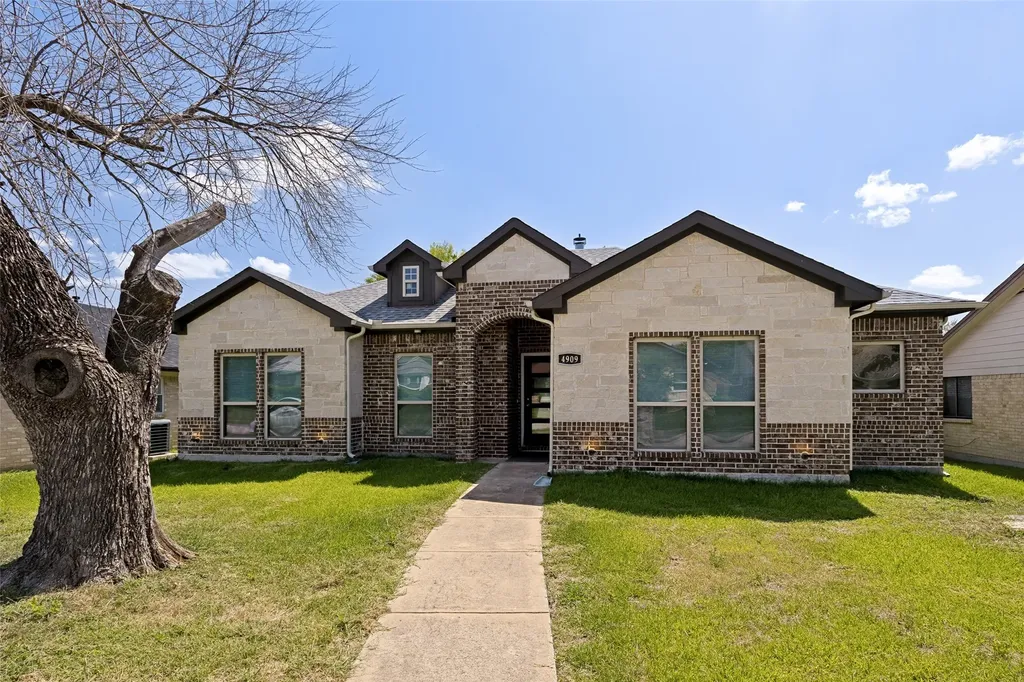 4909 Collingwood Drive Garland TX 75043