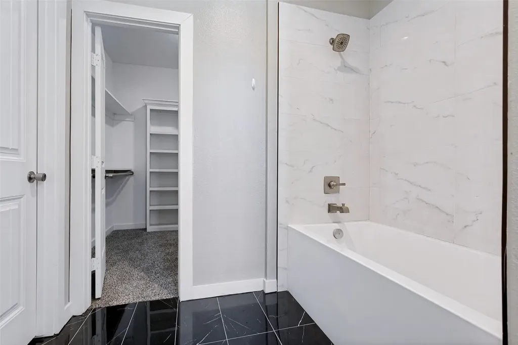 4909 Collingwood Drive Garland TX 75043