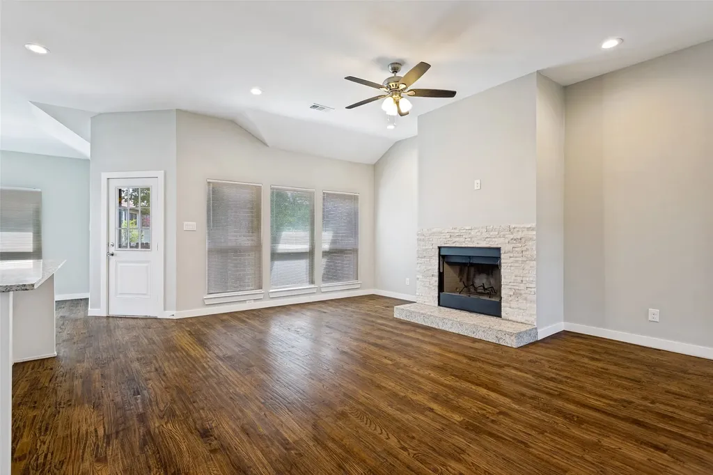 4909 Collingwood Drive Garland TX 75043