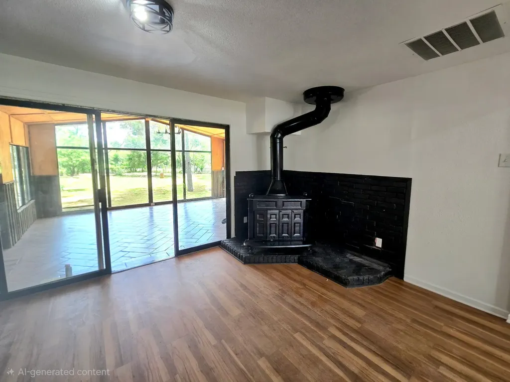 404 W Hillcrest Street Keene TX 76059