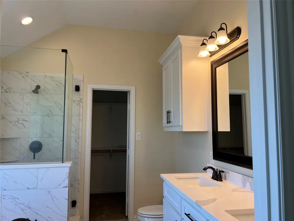 8008 County Road 1058 Rice TX 75155