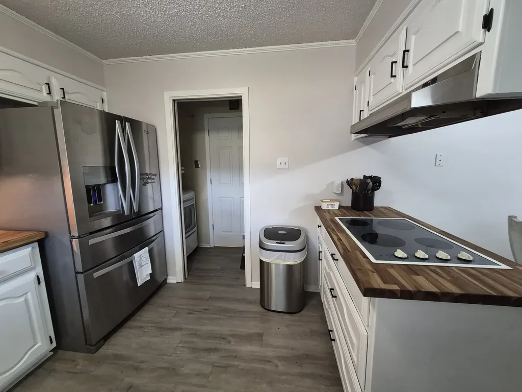 405 W Lindenwood Lane Hewitt TX 76643