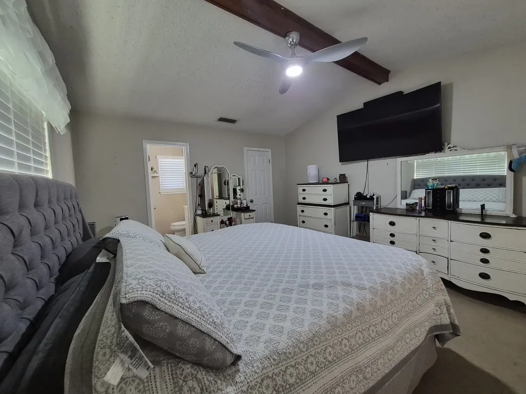 405 W Lindenwood Lane Hewitt TX 76643