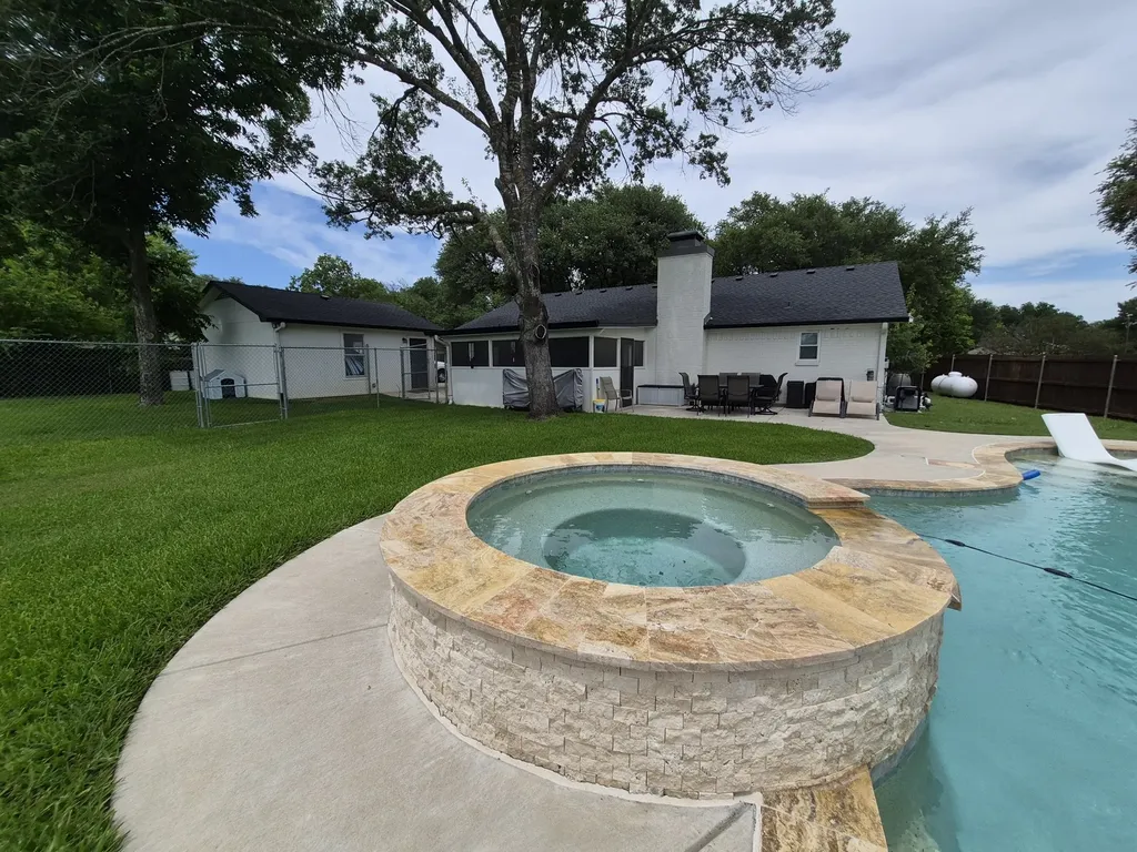 405 W Lindenwood Lane Hewitt TX 76643