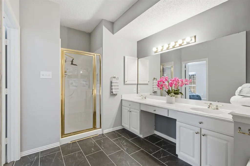 14584 Blueberry Court Addison TX 75001