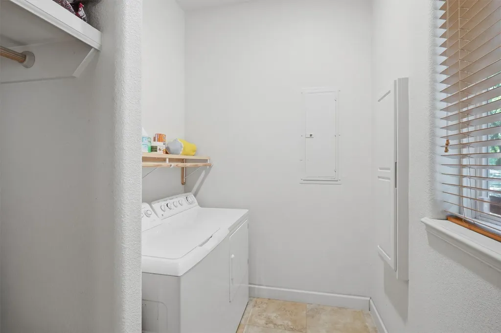 6710 Westover Drive Granbury TX 76049