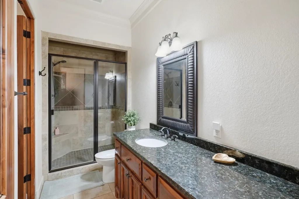 6710 Westover Drive Granbury TX 76049