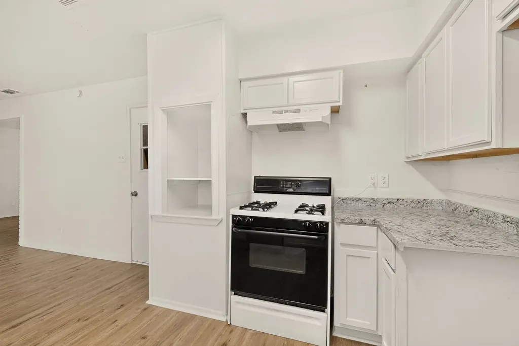 802 Wisteria Way Richardson TX 75080