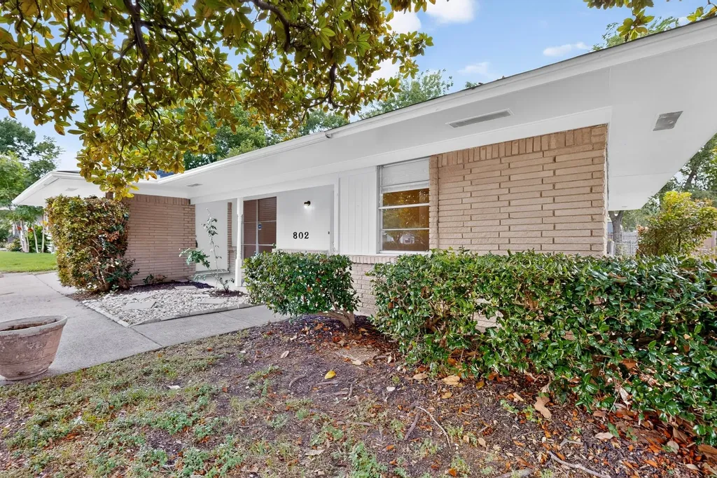 802 Wisteria Way Richardson TX 75080