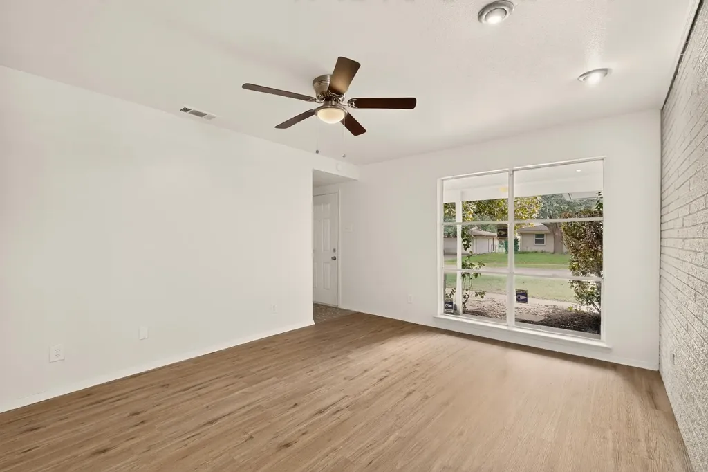 802 Wisteria Way Richardson TX 75080
