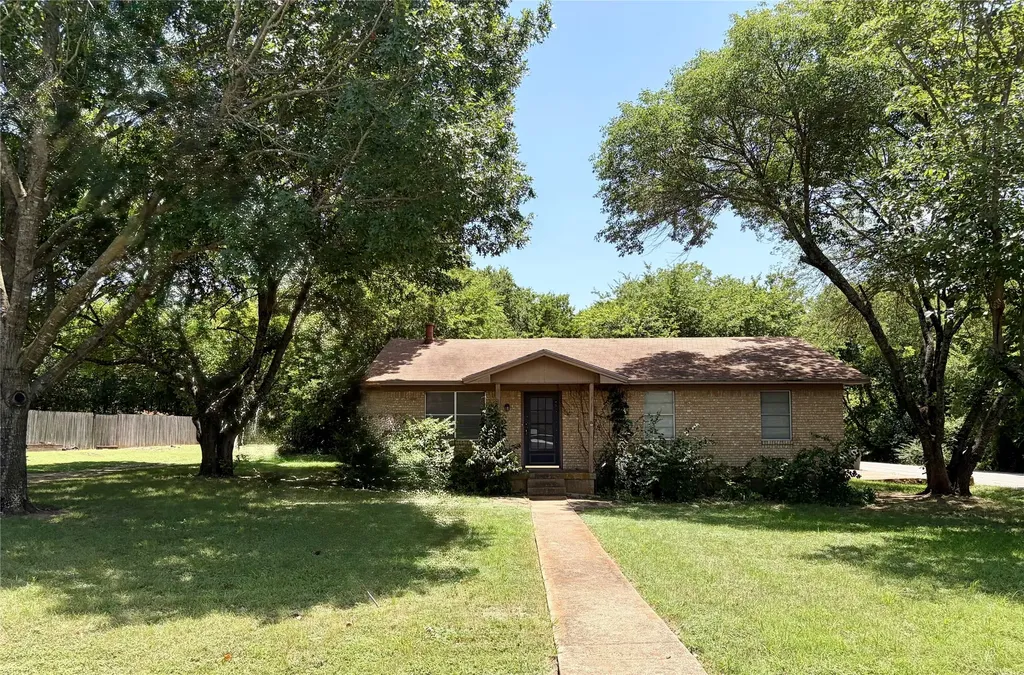 223 Sperry Lane Red Oak TX 75154