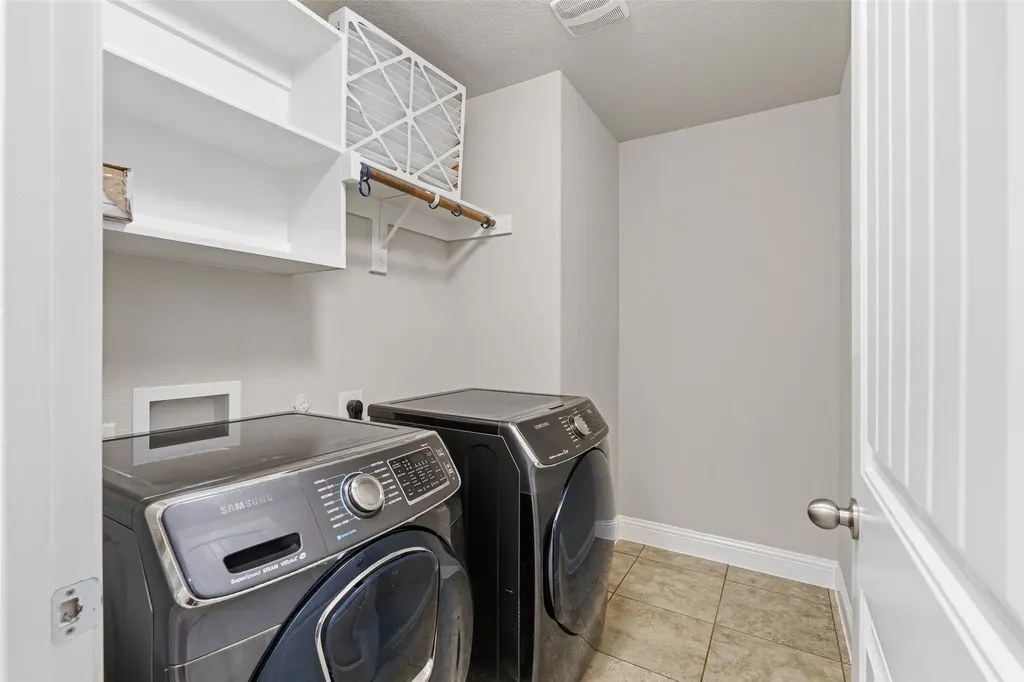 3733 Cecelia Lane Forest Hill TX 76140