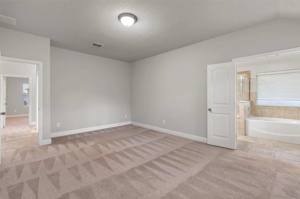 3733 Cecelia Lane Forest Hill TX 76140